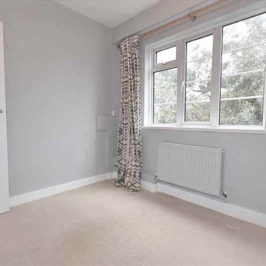 Chiswick Village, Chiswick, Chiswick, W4 - Photo 1