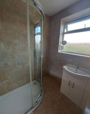 2 bedroom detached bungalow to rent - Photo 4