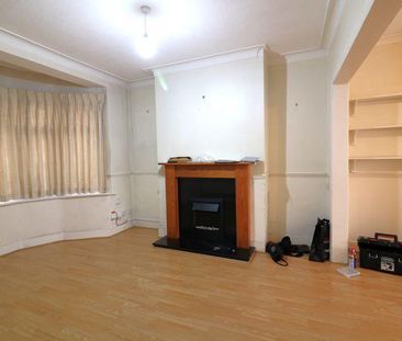 3 bedroom terraced house to rent - Photo 1