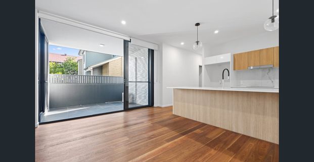 Ultimate Sophistication - Photo 1