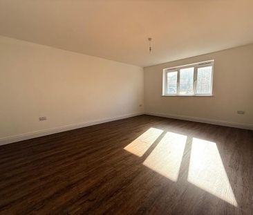 4 bedroom detached house to rent - Photo 1