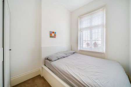 Cromer Villas Road, Wandsworth, London, SW18 - Photo 4
