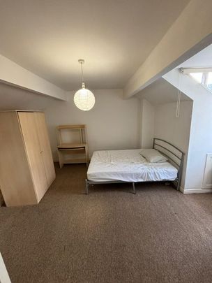 135 Club Garden Road, Sharrow - Photo 1