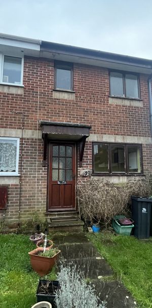 FIELDFARE CLOSE - WEYMOUTH, DT3 5QX, Weymouth - Photo 2