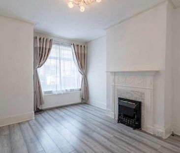 Glebe Road, Gravesend, Kent, DA11 - Photo 1