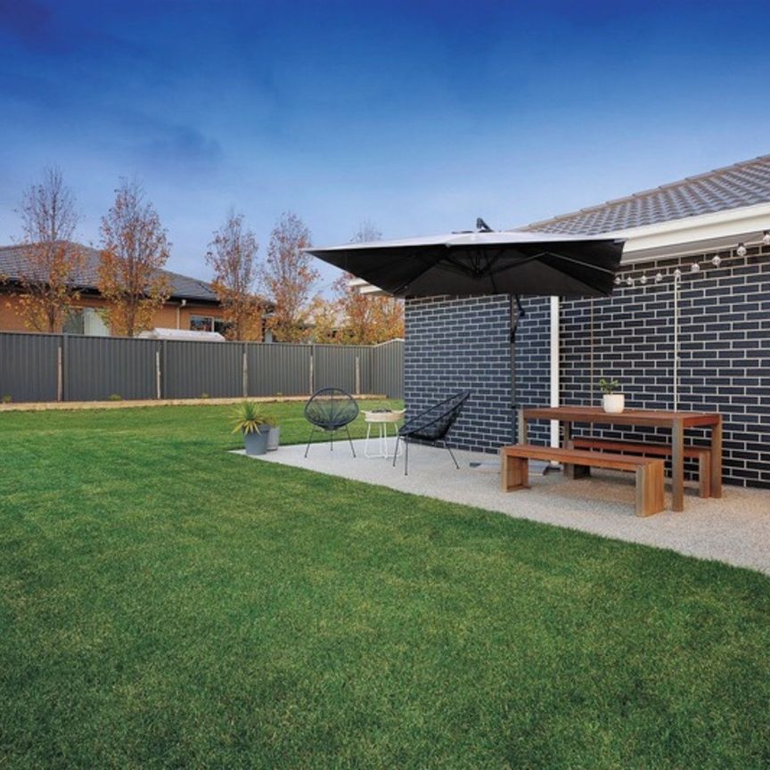 Family Home In Great Location With All The Comforts - Photo 1