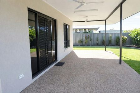 RURAL LIFESTYLE WITH MODERN COMFORTS - Photo 4