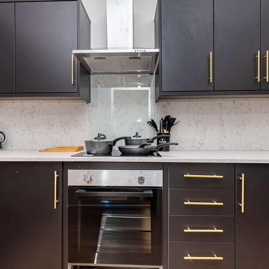 Luxury New Double En-Suite Rooms Room 4 - Photo 1