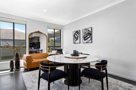 Effortless Modern Living in a Family-Friendly Location! - Photo 4