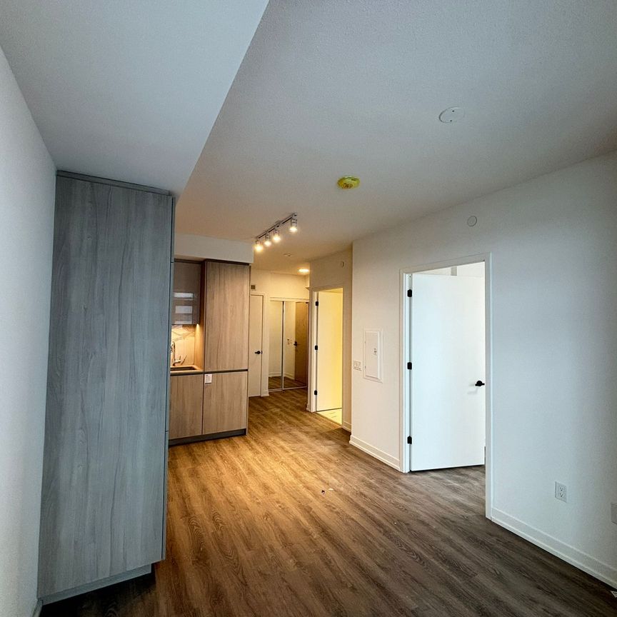 For Lease - 8 Interchange Way Unit# 2615, Vaughan, Ontario - Photo 1