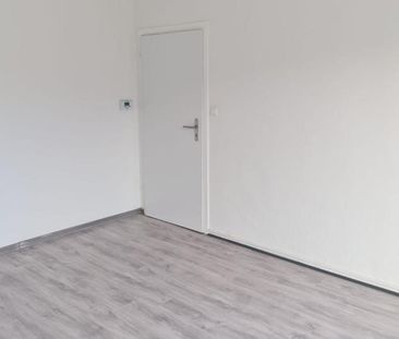 Dreieinhalb-Zimmer-Wohnung nach Komplettsanierung - Photo 6
