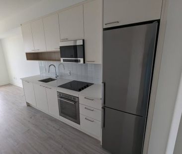 For Lease - 3005 Pine Glen Road Unit# 409, Oakville, Ontario - Photo 5