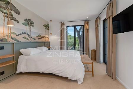 Superbe villa rénovée avec grand jardin arboré – Proche de Saint-Tropez - Photo 3