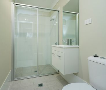 “Inspiring Design with Loads of Space & Street Appeal!” - Photo 2