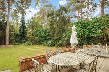 5 bedroom detached house to rent - Photo 3