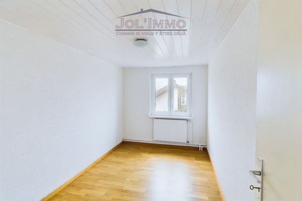 Appartement de 3,5 pièces au 2ème étage avec entrée séparée - Photo 1