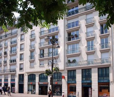 location Appartement T2 DE 51.9m² À ISSY LES MOULINEAUX - Photo 5