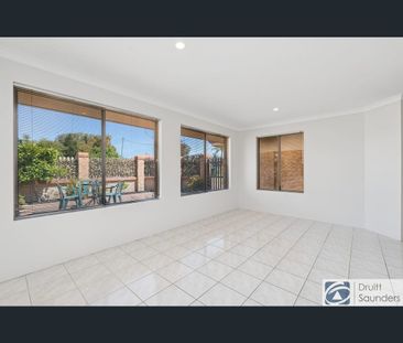 2/9 Maltarra Place, Nollamara, WA 6061 - Photo 3
