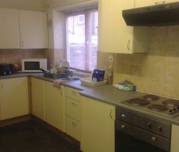 7 bedrooms Fully furnished Inclusive double fronted large house. LANGD - Photo 6