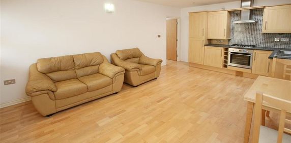 1 bedroom flat to rent - Photo 2