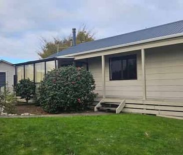 14 Gladys Place - Photo 5