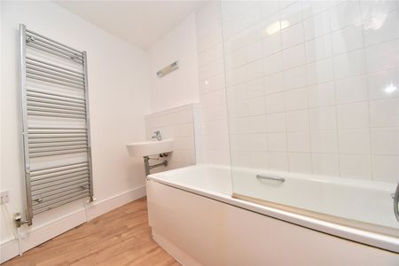 Fore Hamlet, Nautica, Ipswich, Suffolk, IP3 8AF - Photo 3