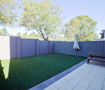 2/91 Winthrop Avenue, Nedlands. - Photo 3