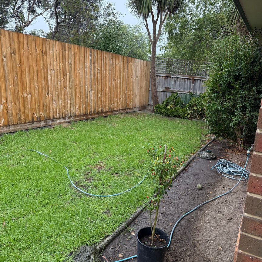 Langwarrin - Photo 1