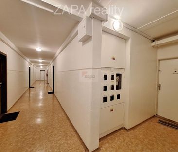 Pronájem bytu 2+kk 53 m², Kukelská , Praha Hloubětín - Photo 6