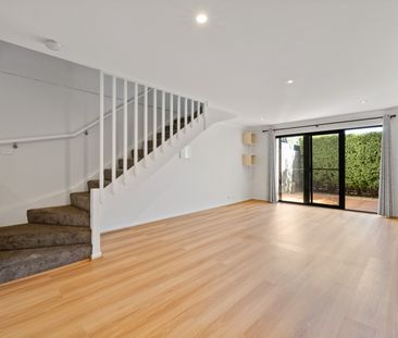 10 Quealy Street, Casey ACT 2913 - House For Rent | Domain - Photo 1