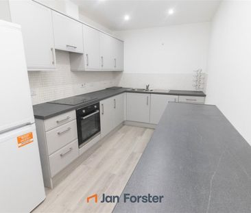 2 Bedroom Apartment - Photo 5