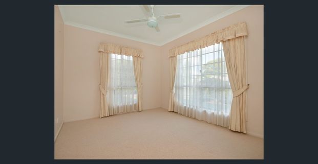 Large Family Home - Photo 1