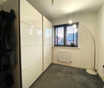 3 bedroom semi-detached house to rent - Photo 4