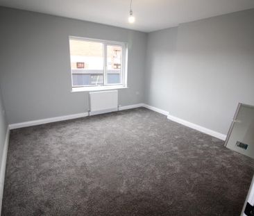 1a Wedderburn Gardens, Finaghy, Belfast, BT10 0FZ - Photo 3