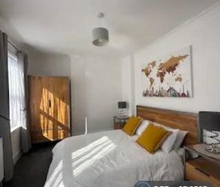 4 bedroom terraced house to rent - Photo 4
