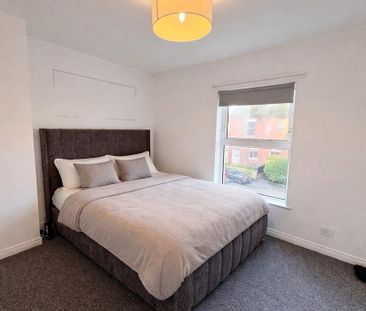 52 Olympia Drive, Belfast, BT12 6NH - Photo 2