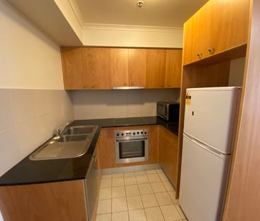 716/2 Akuna Street, City ACT 2601 - Apartment For Rent | Domain - Photo 4