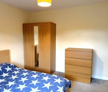 Almond Close, Guildford, GU1 - Photo 6