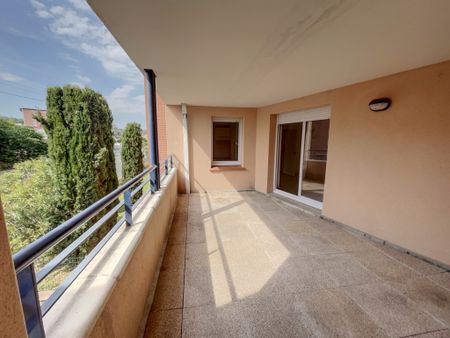 Location Appartement 2 pièces 46m² ALBI 81000 - Photo 3