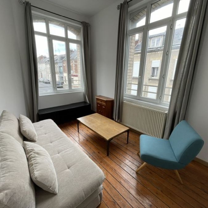 CHARMANT T2 EN CENTRE VILLE CHAUFFAGE COLLECTIF - Photo 1
