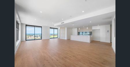 Brand New Three Bedroom Apartment with Breathtaking Views - Photo 5