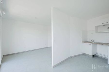 Rental Apartment Bordeaux Saint-Jean - Photo 5