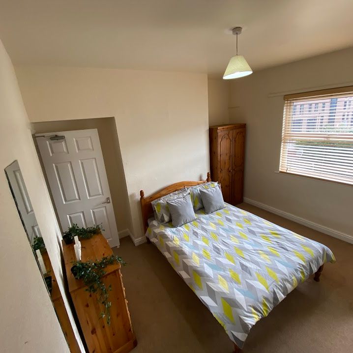 Flat 3, 49 Lower Ford Street – Student Accommodation Coventry - Photo 1