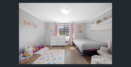 EXCEPTIONAL 2 BEDROOM TOWNHOUSE - Photo 3