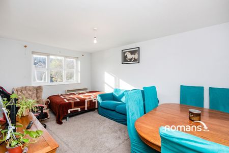 2 bedroom apartment to rent - Photo 3