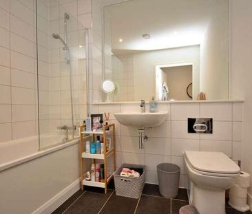 No Old Trafford, Manchester, M17 - Photo 5