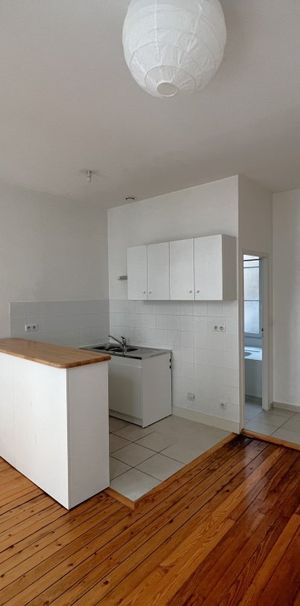 APPARTEMENT T3 A LOUER - LYON 3EME ARRONDISSEMENT - 58.89 m2 - 934 € charges comprises par mois - Photo 1