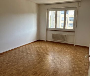 2.0 Zimmerwohnung direkt am Boulevard de Pérolles - Photo 2