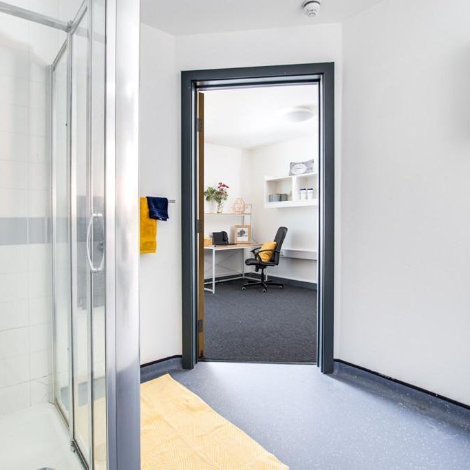 Studio to rent - Photo 1