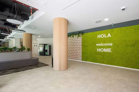 Calle Elche, Sevilla, Andalusia 41013 - Photo 5